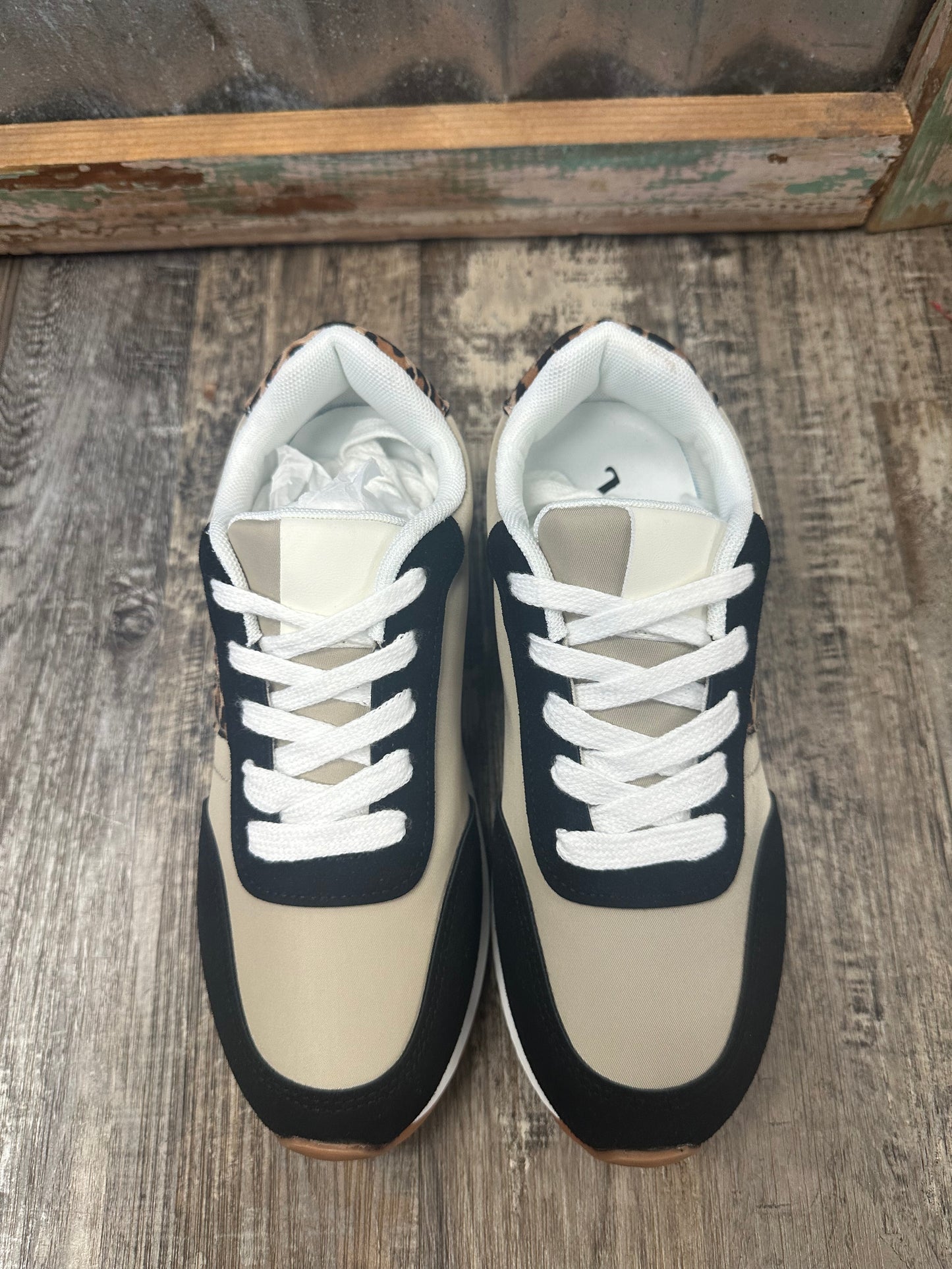 Joel Platform Sneaker