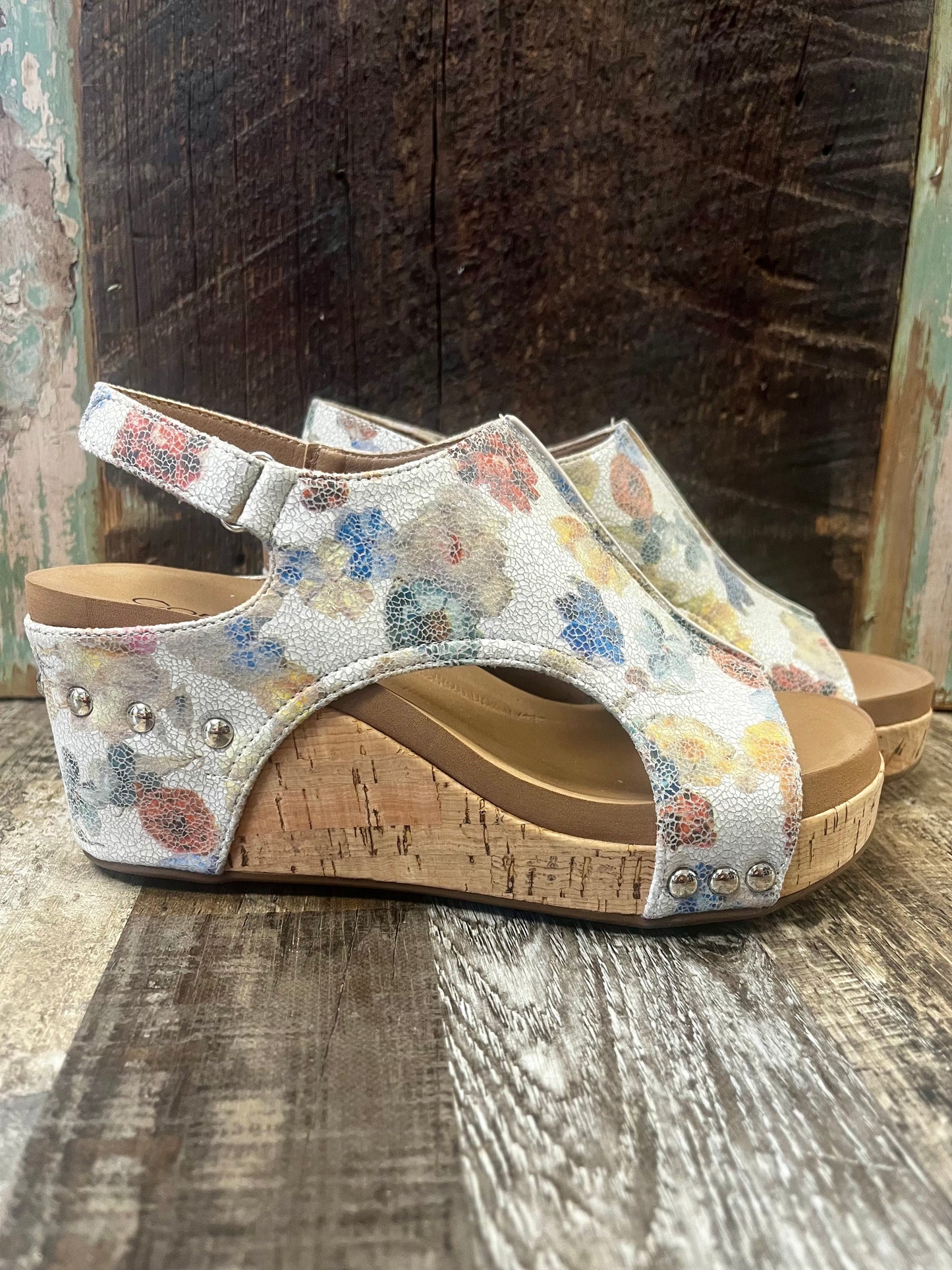 Corky's Carley Putty Washed Flower