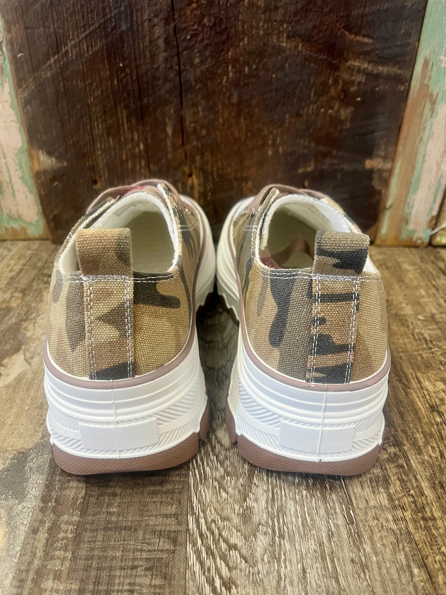 Camo Crush Piper Sneakers
