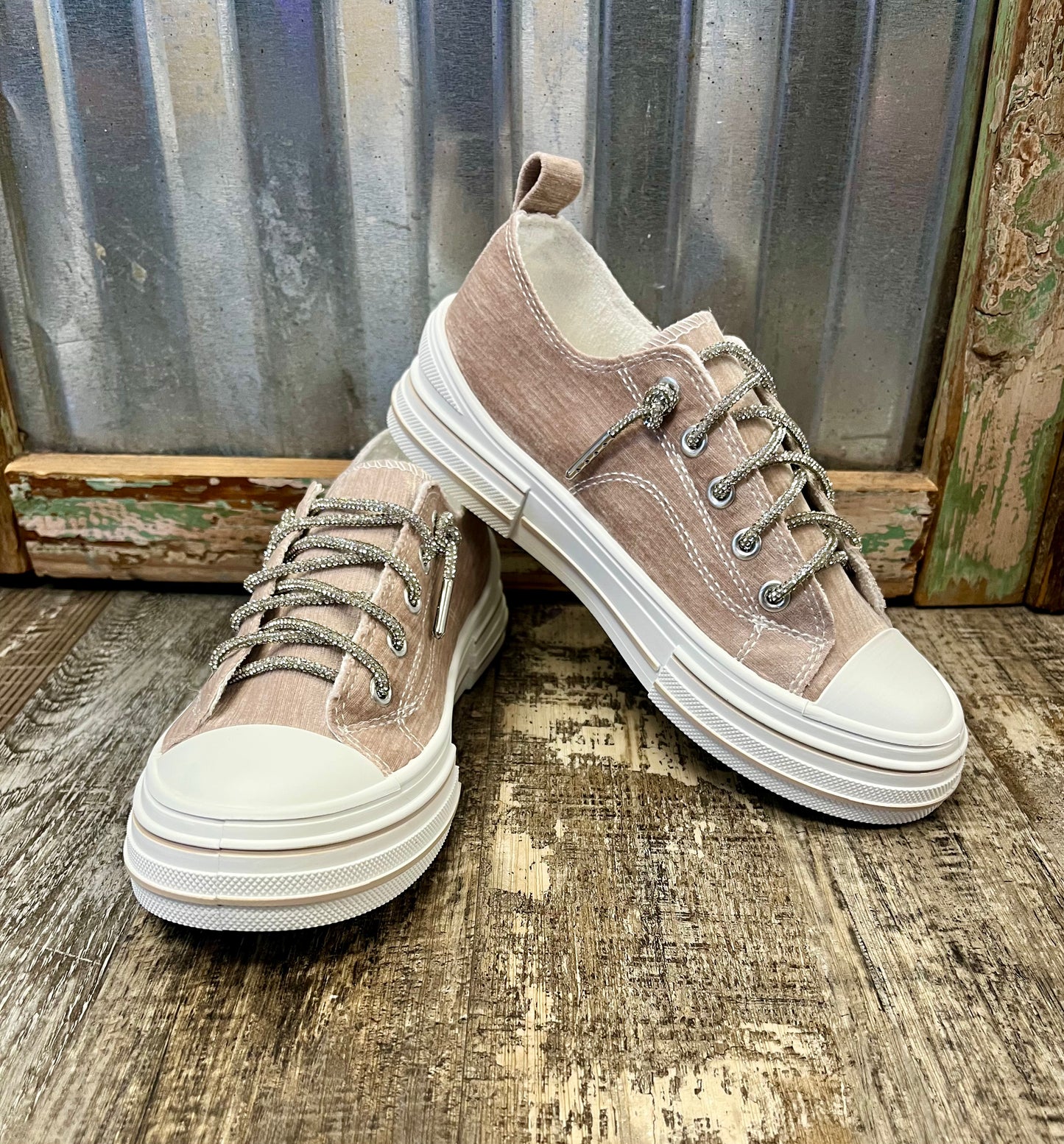 Aman Velvet Sneakers