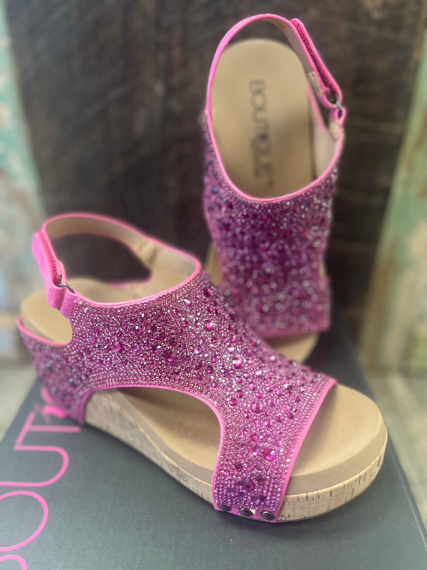 The Ashley Wedge