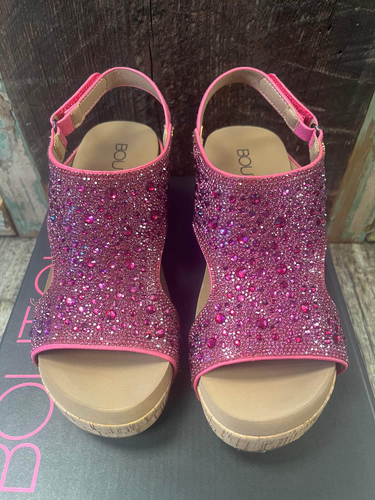 The Ashley Wedge