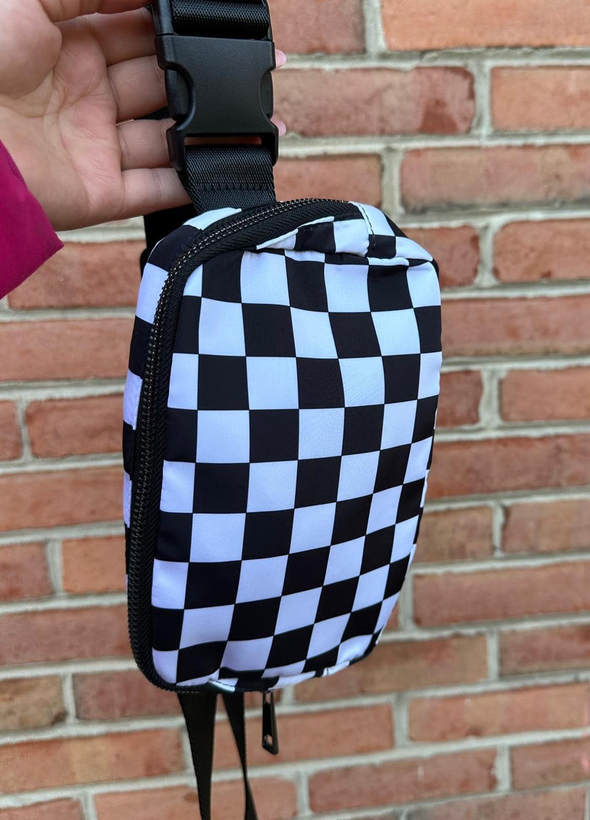 Viral Crossbody