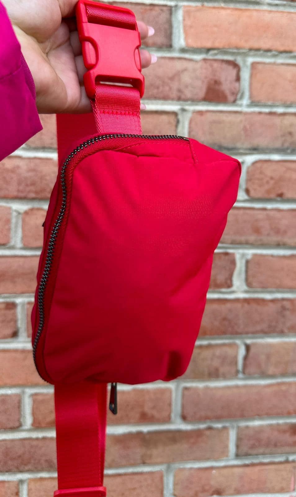 Viral Crossbody