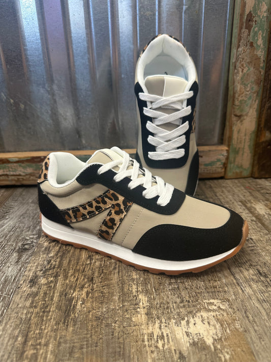 Joel Platform Sneaker