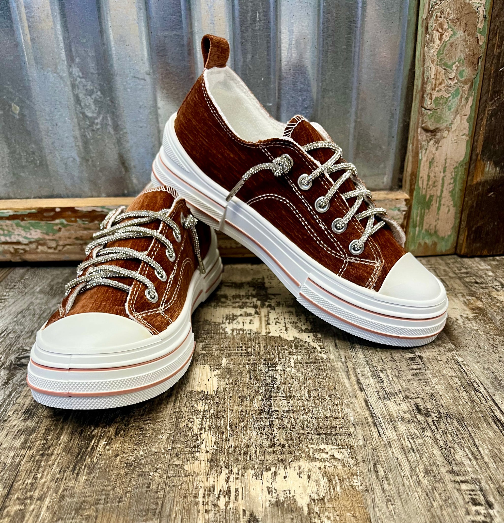 Aman Velvet Sneakers