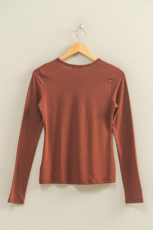 Essential Fitted Top