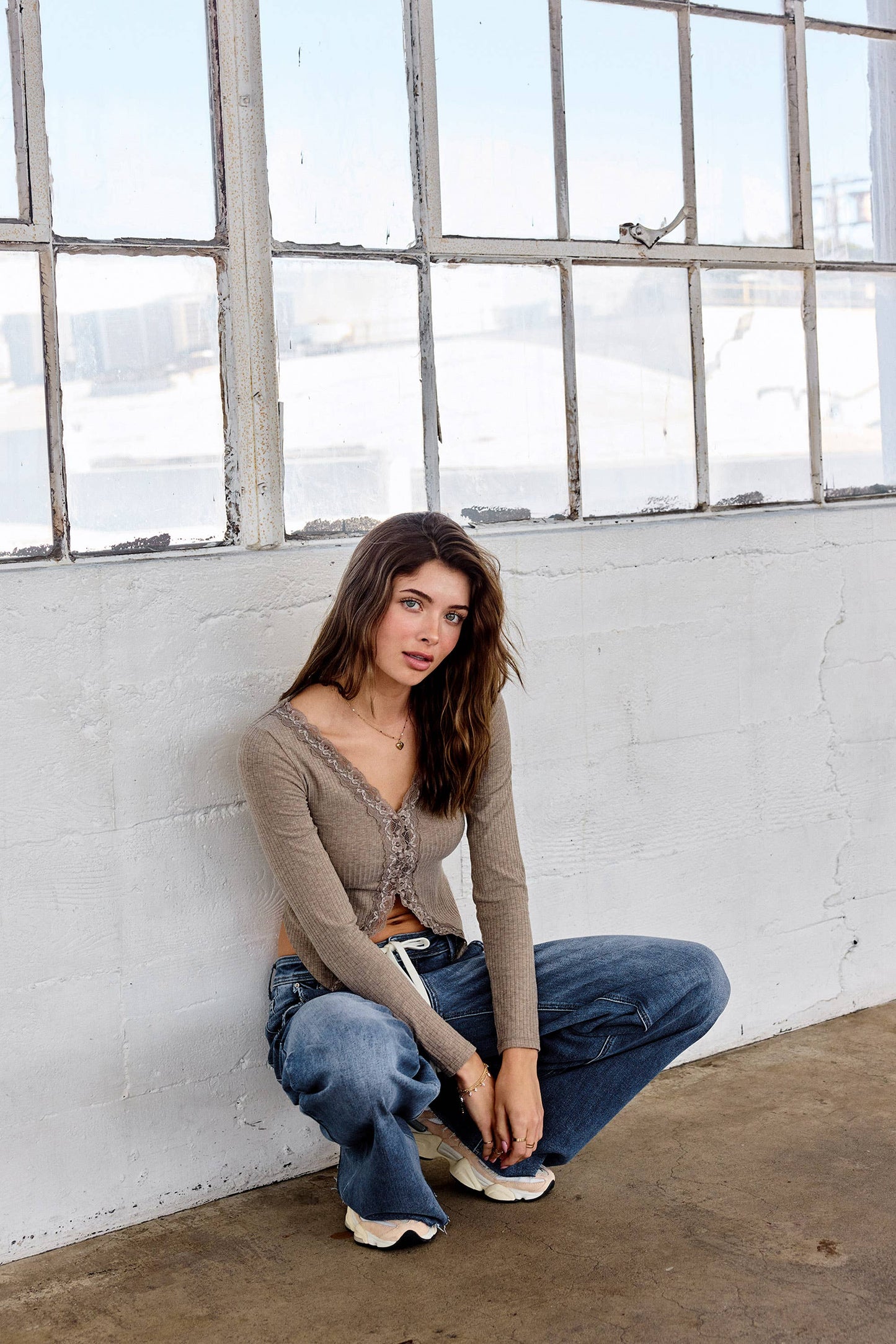 Relaxed Wide Leg Jean