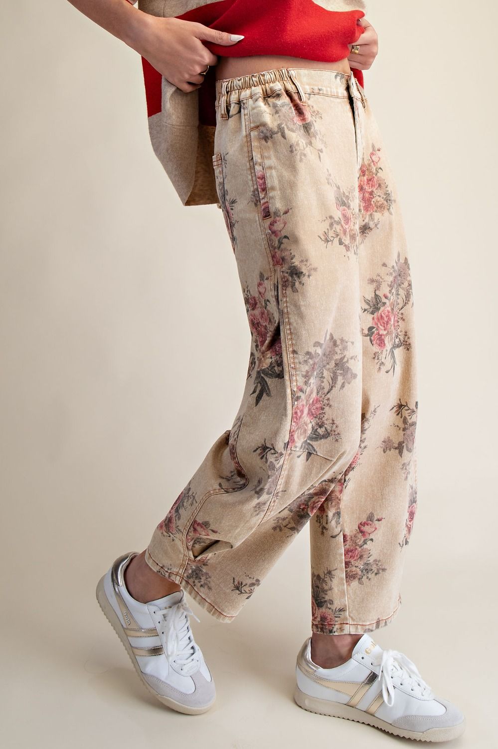 Easel Floral Barrel Pant