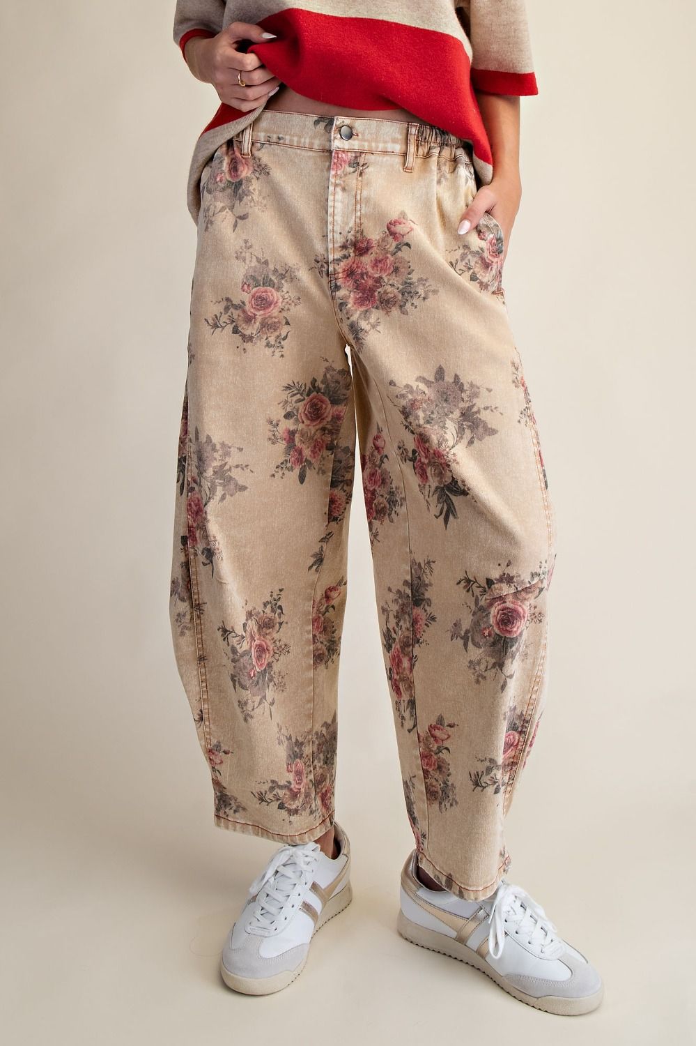 Easel Floral Barrel Pant