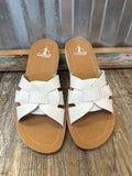 Rouge Sandal